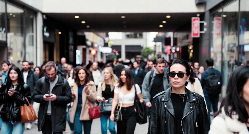 007 First Light social stealth gameplay